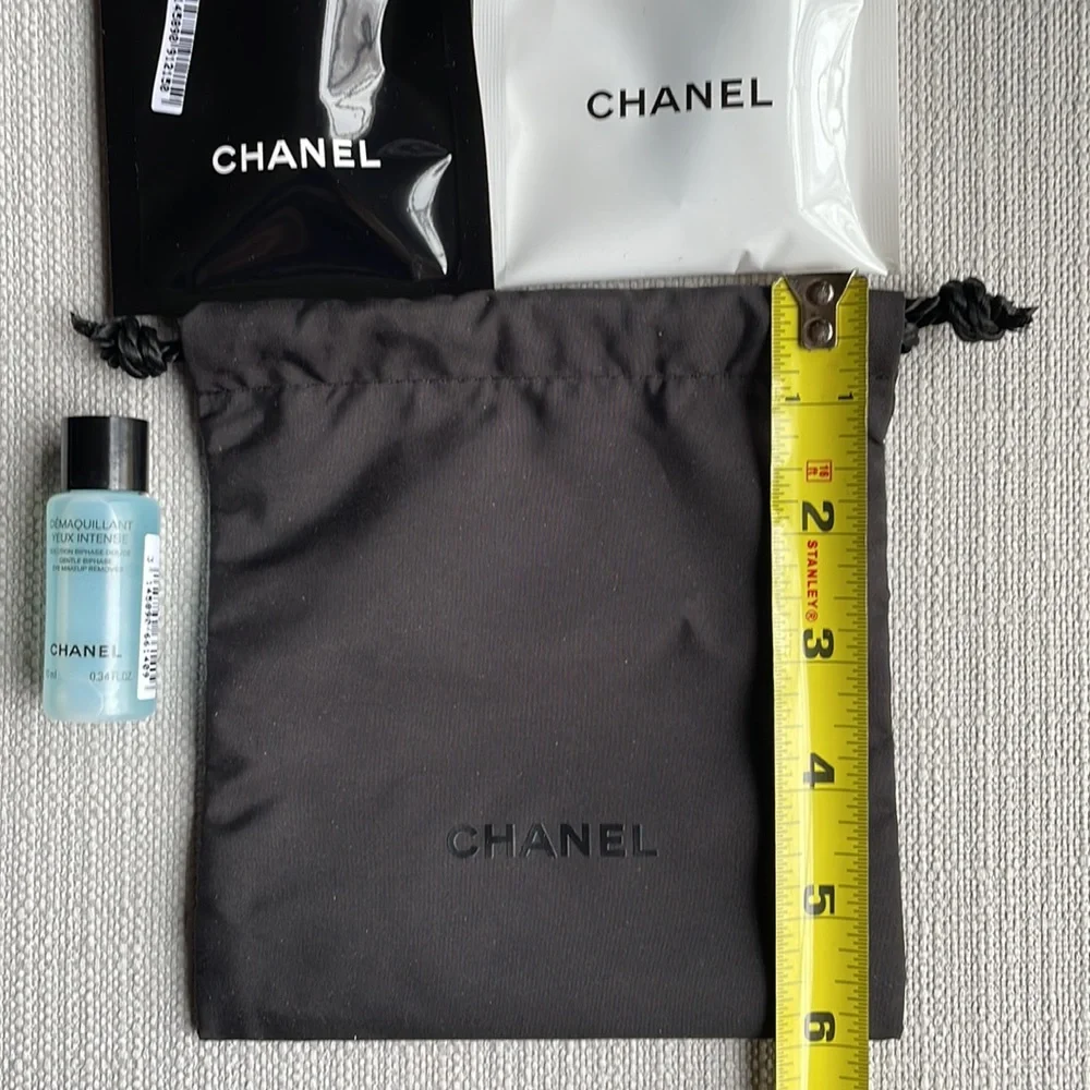 CHANEL EYE mini set with black drawstring pouch